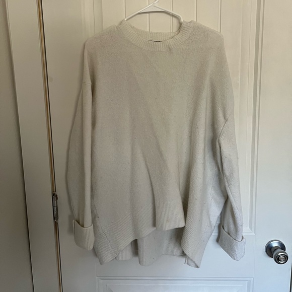 Zara Italian Yarn White Sweater - Picture 3 of 3
